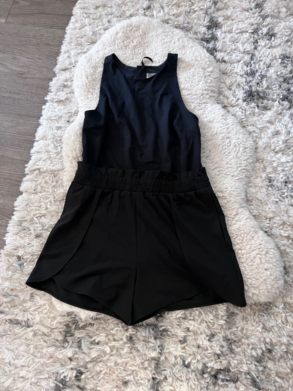 Calia shorts romper M - Picture 3 of 6